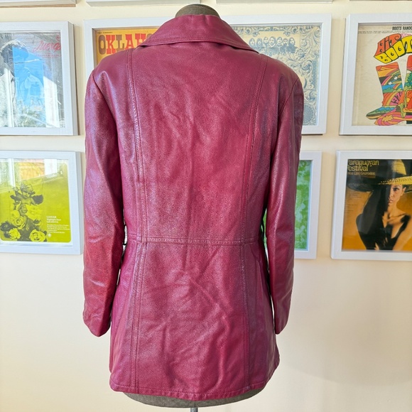 Vintage 70s berry leather coat w/ brass buttons + zip-out faux-fur lining - Picture 2 of 15